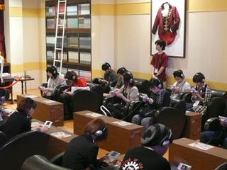 Illustration for article titled Ace Attorney Booth Is Guilty of Being, Well, Amazing